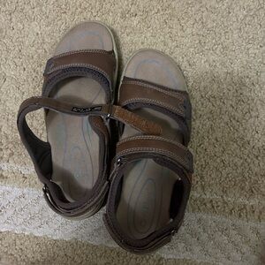 Orthofeet Malibu brown sandals 7.5 adjustable straps